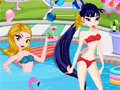 Девочки Винкс: вечеринка у бассейна